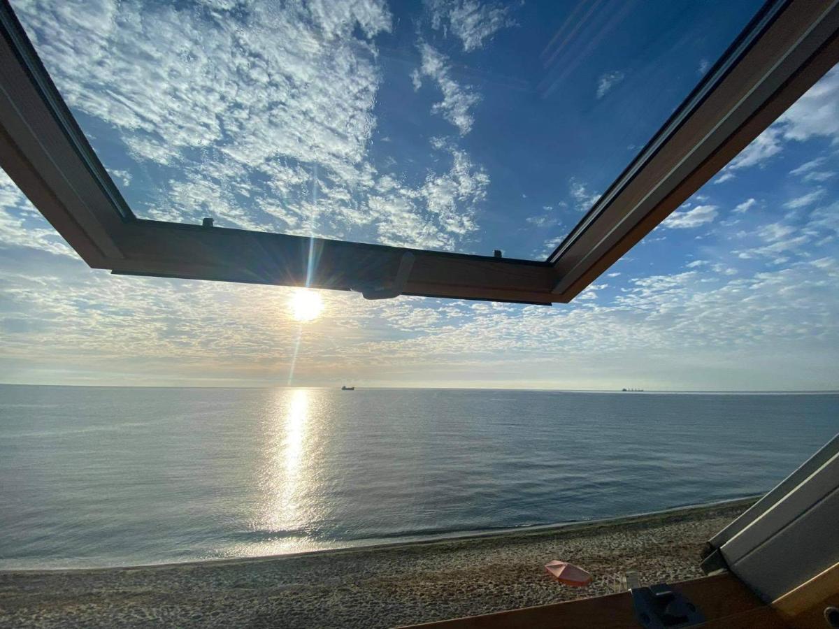 Hemingway Rooms In Happy Beach Varna Dış mekan fotoğraf