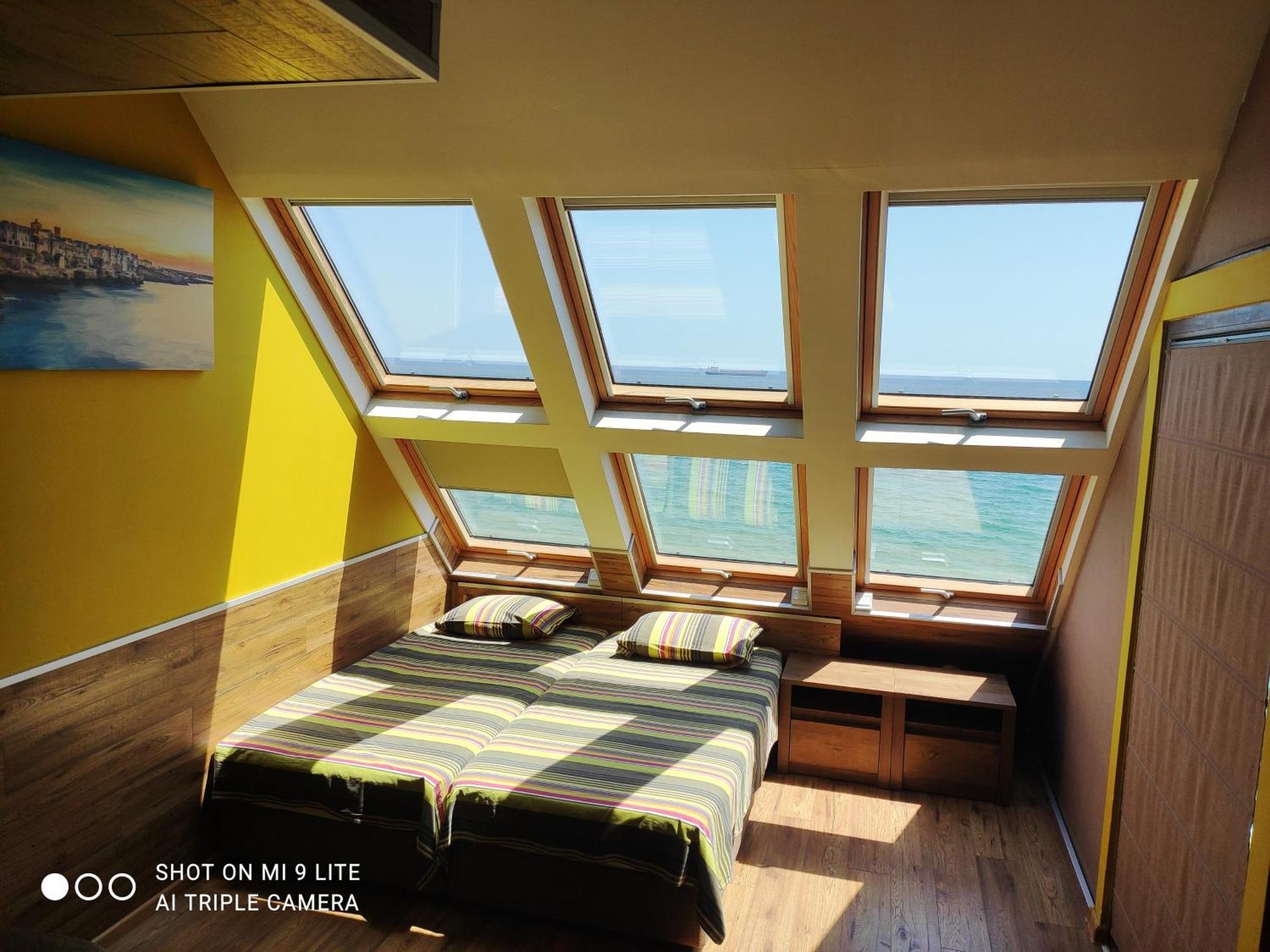Hemingway Rooms In Happy Beach Varna Dış mekan fotoğraf