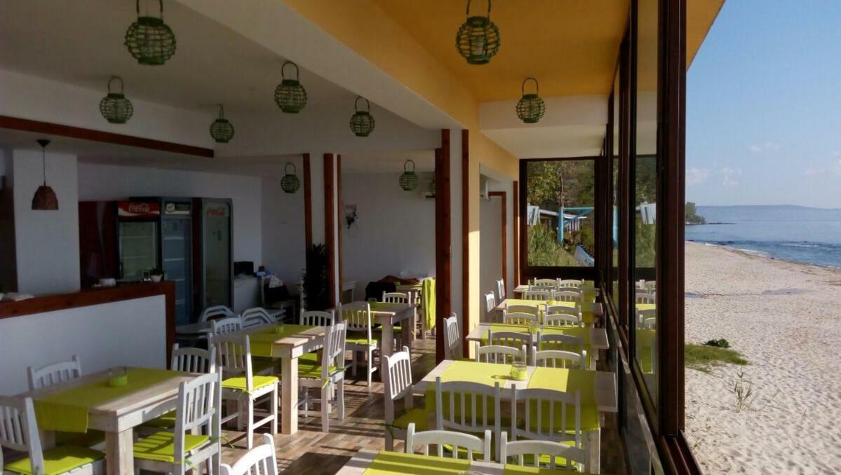 Hemingway Rooms In Happy Beach Varna Dış mekan fotoğraf