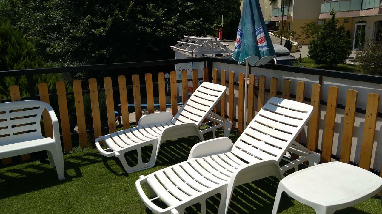 Hemingway Rooms In Happy Beach Varna Dış mekan fotoğraf